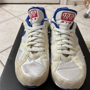 Nike Air 180 White and Blue Sneakers Size 10.5